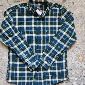 Eddie Bauer Green and Blue Casual Button Down Shirt